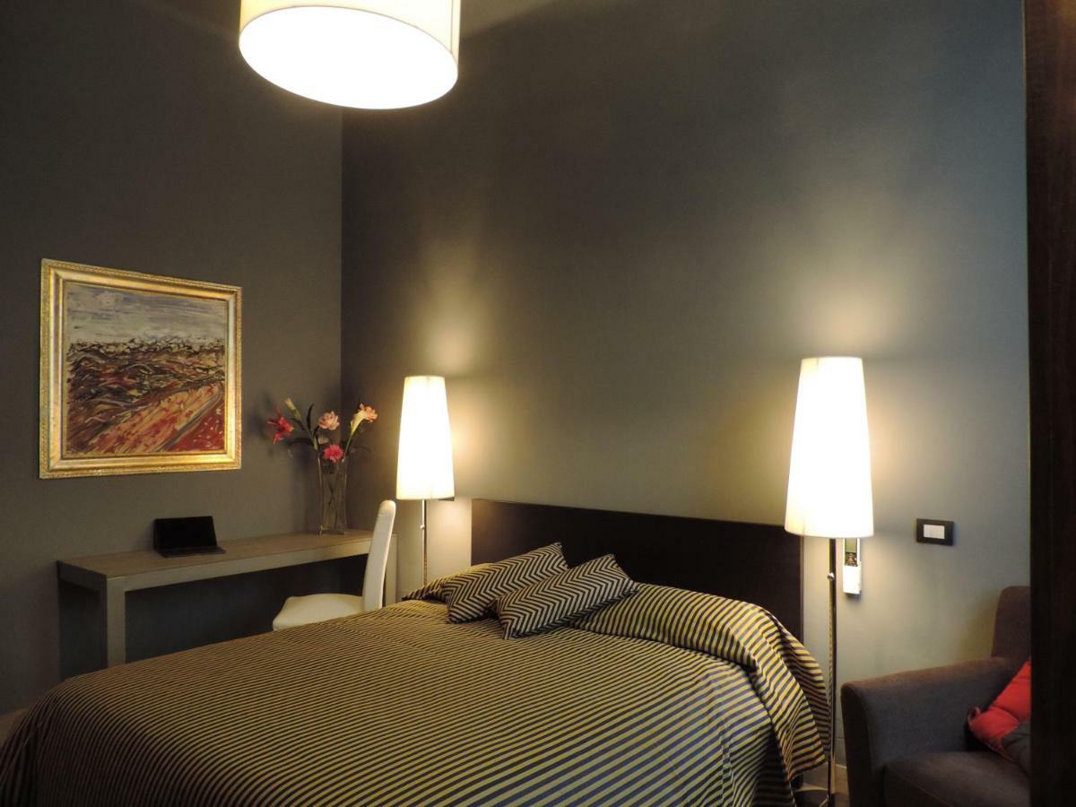 Corridoni Suites Pisa Buitenkant foto